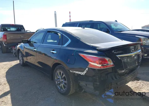 2015 Nissan Altima 2.5 S from USA, damaged, VIN 1N4AL3AP2FC474361